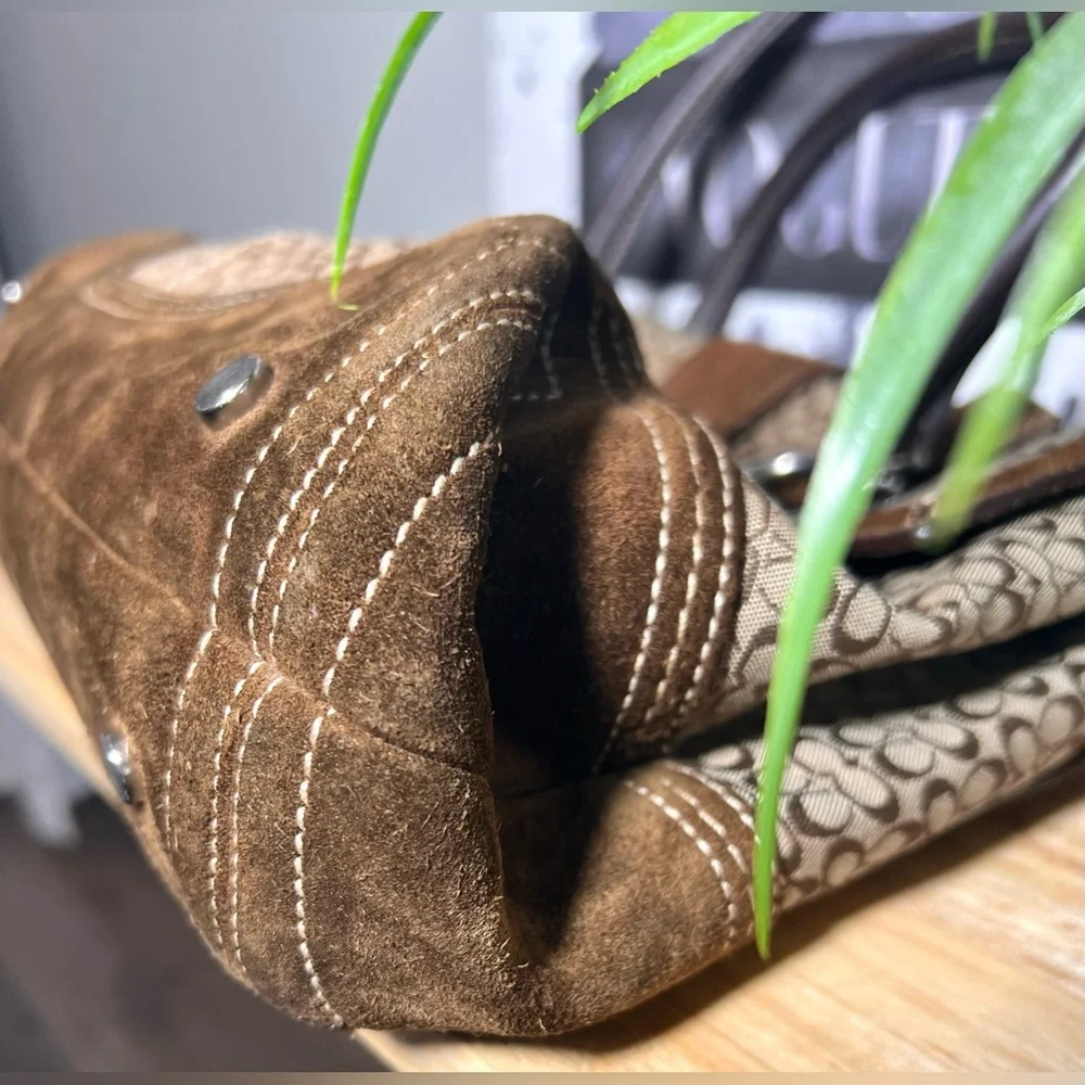 ❣️SALE❣️COACH Vintage SoHo Suede Leather & Jacquard Canvas, Gorgeous Condition - Picture 11 of 15